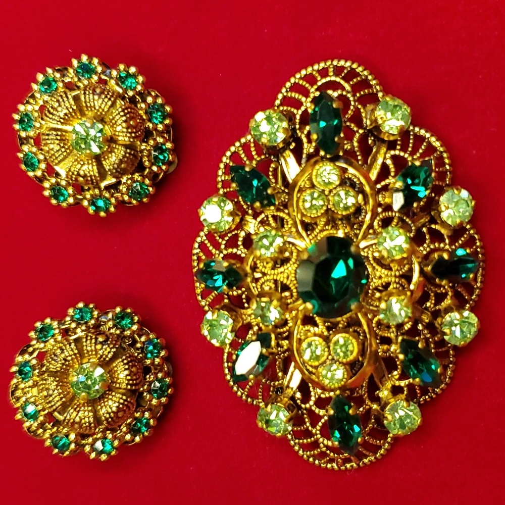 W. Germany Emerald Green Brooch & Earrings Set - Vintage